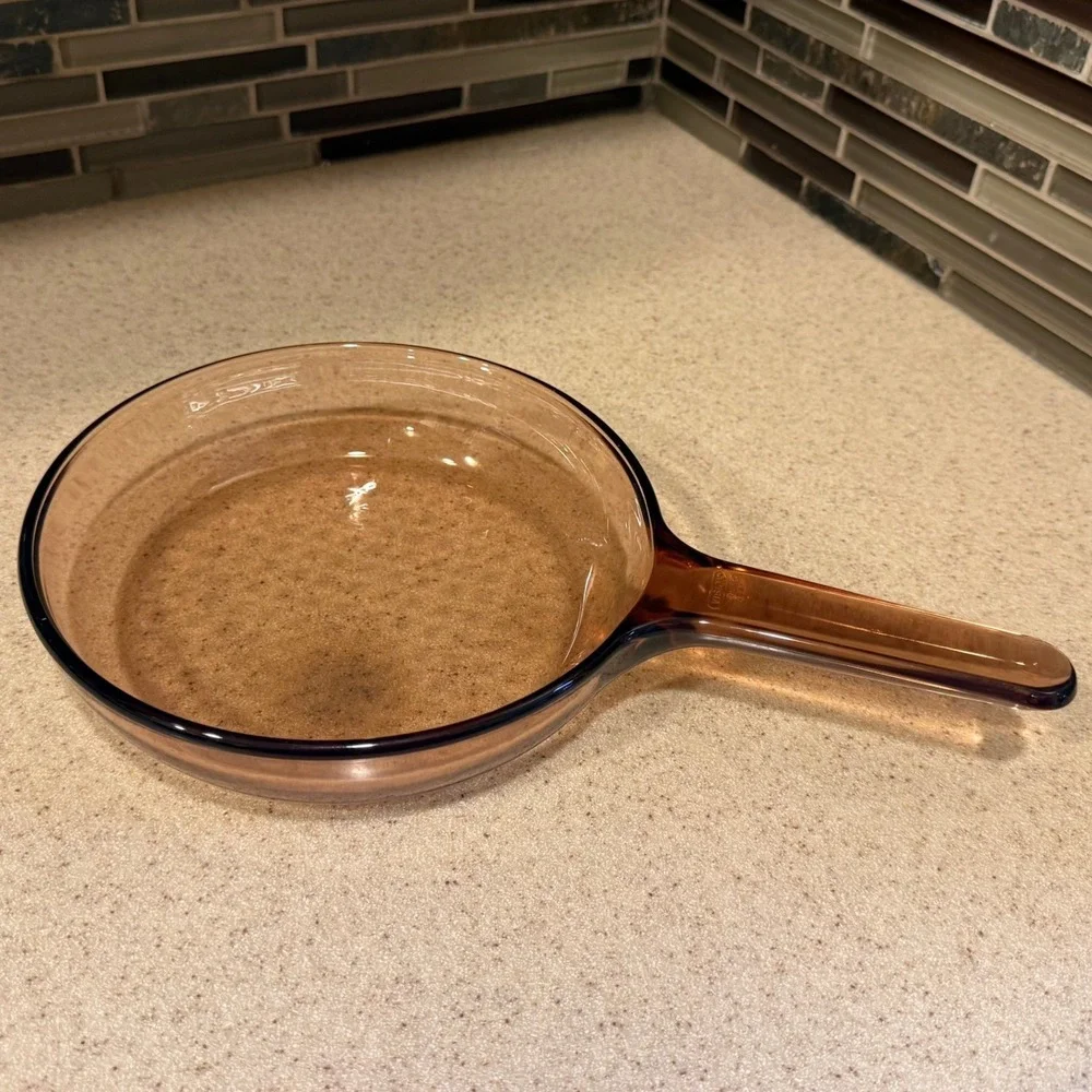 Vintage Visions Corning Amber Glass Skillet 7